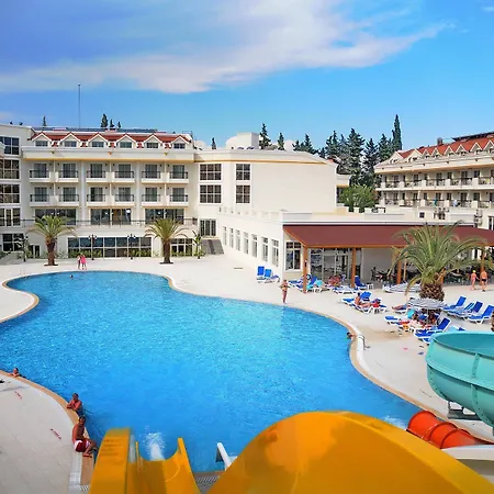 Dream Hotel 4*
