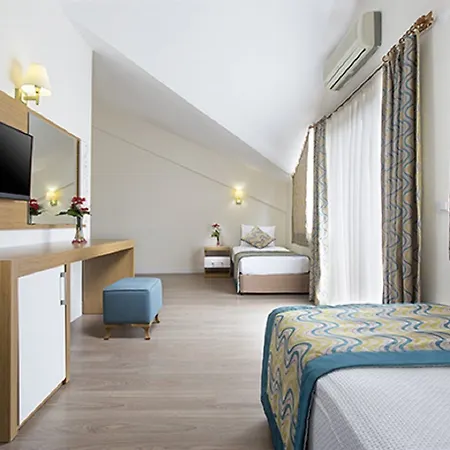 Dream Hotel 4*
