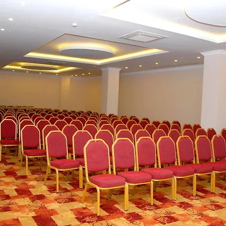 Hotell Dream 4*